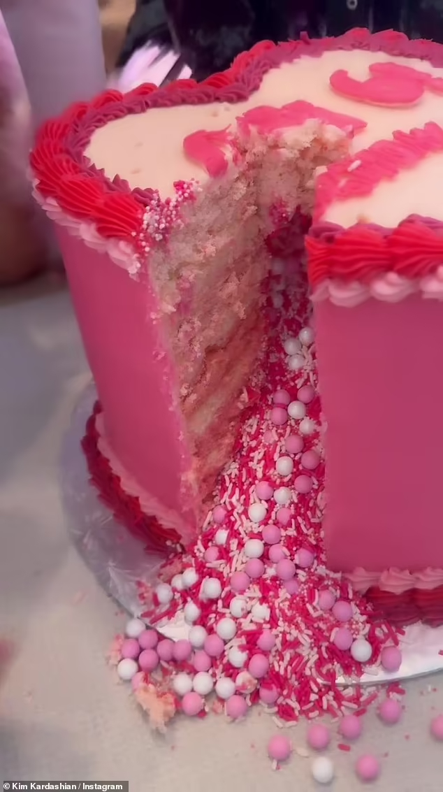 80085367 12969519 The cake was full of pink and white candy a 240 1705431575771